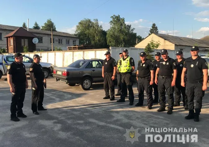 Поліція посилено патрулює зони відпочинку на Світязі (фото)