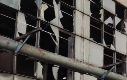 Ворог вдарив по промисловому підприємству у Кривому Розі (фото)