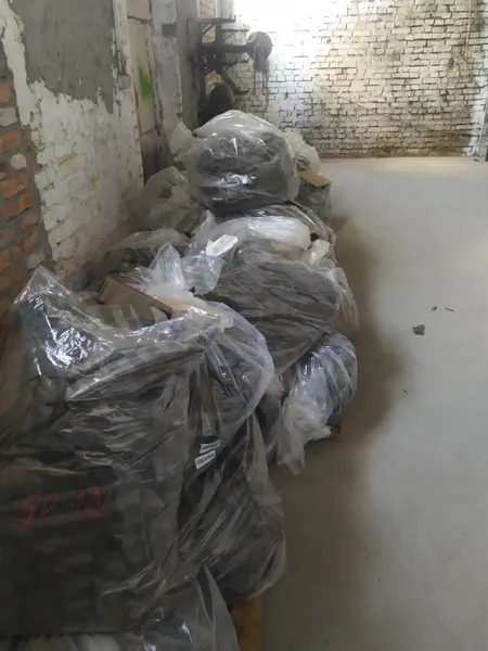У Луцьку викрили продавців військової гуманітарної допомоги (фото)