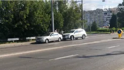 У Луцьку – ранкова ДТП на мосту (фото)