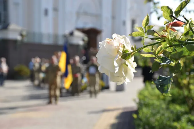 У Луцьку попрощалися із загиблим у Миколаєві Юрієм Петровським (фото)