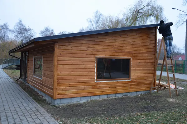 Нова домівка для пеліканів