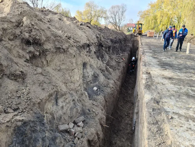 У волинському селі ремонтують радіаційне укриття на 450 осіб (фото)