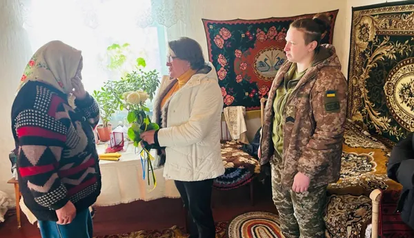 На Волині родинам загиблих військових вручили ордени «Хрест Героя» (фото)