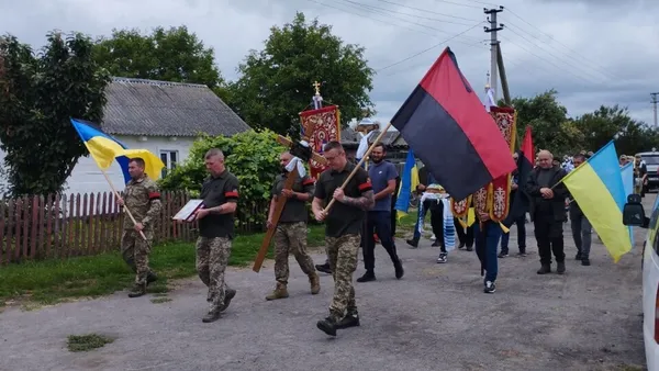 На Волині попрощалися з молодим Героєм Віталієм Яворським (фото)