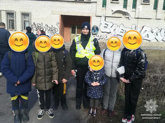 Волинські патрульні помирили школярів, які хотіли побитись