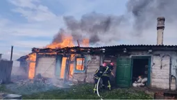На Волині згоріла господарська будівля (фото)