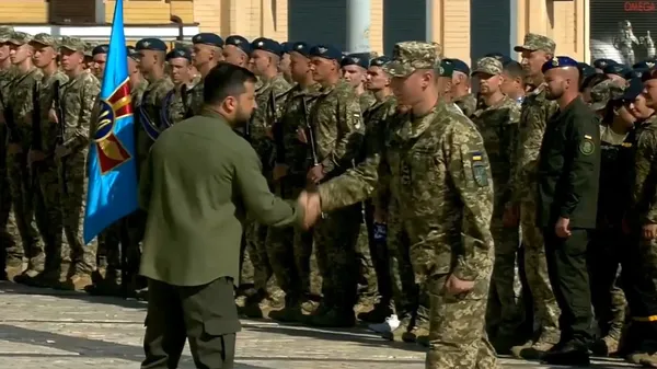 Зеленський нагородив льотчика з Волині Дмитра Літвінчука (фото)