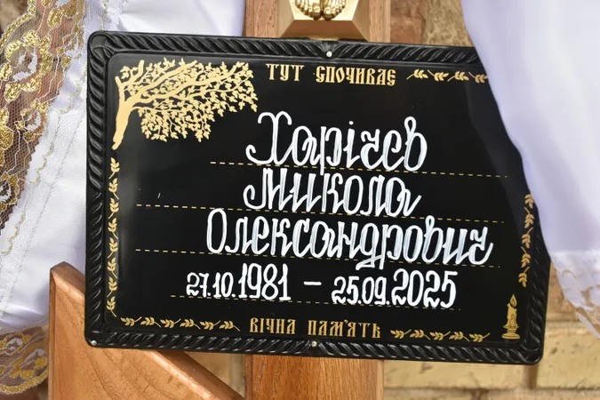У Луцьку в останню дорогу провели Героя Миколу Харічева (фото)