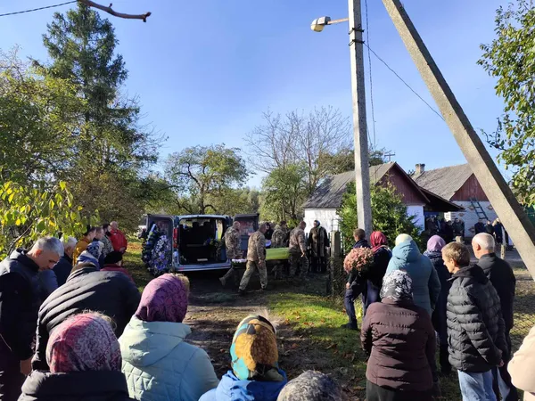 Десять місяців вважався зниклим безвісти: у Луцькому районі попрощались із Анатолієм Сардачуком (фото)