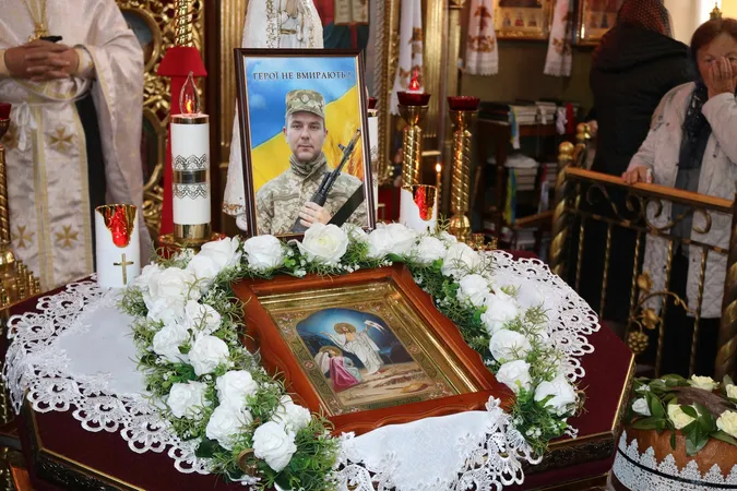 Навіки 31: громада на Волині провела в останню дорогу воїна Юрія Янюка (фото)