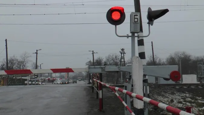 Світлофори не працюють: чому залізничні переїзди на Волині стали небезпечними