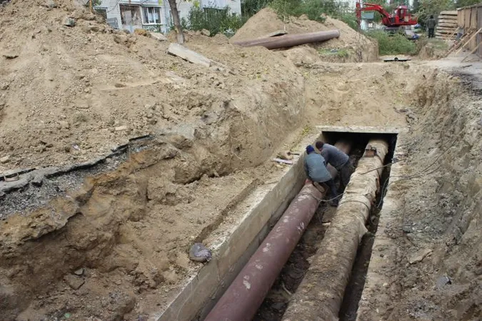 Труби тепломереж у Луцьку за десятки років потоншали вполовину