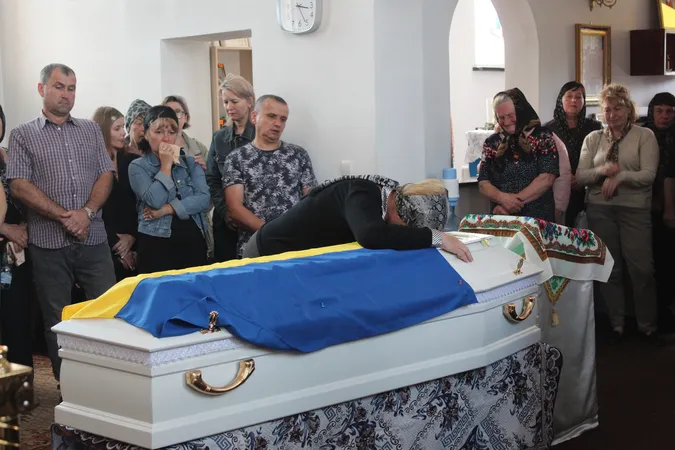 У Луцькому районі попрощалися із 22-річним бійцем Романом Карпюком (фото)