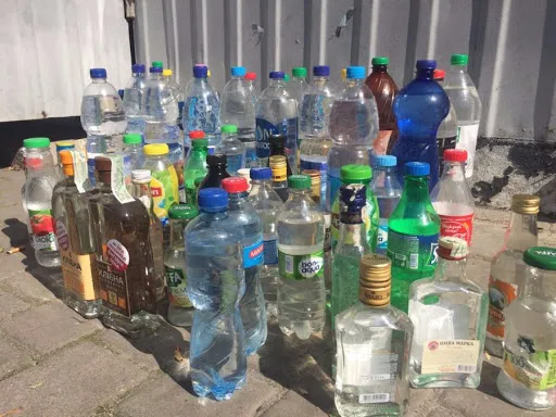 У Луцьку в районі вокзалу прикрили точки сурогату, які манили безхатьків