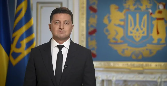 Зеленський виплатить по тисячі гривень повністю вакцинованим людям (відео)