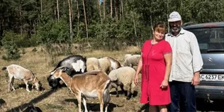 Ексголова сільради на Волині після виходу на пенсію заснував козячу ферму та виготовляє крафтовий сир