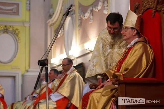 Як у Луцьку святкували 400-річчя римо-католицького храму (фото)
