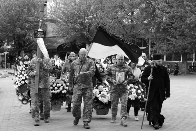 У Луцьку попрощалися із загиблим захисником Андрієм Головачовим (фото)