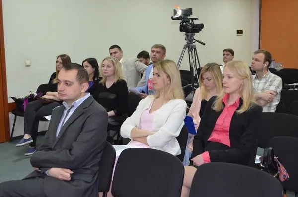 У Луцьку розповіли, як політсили співпрацюють із виборцями