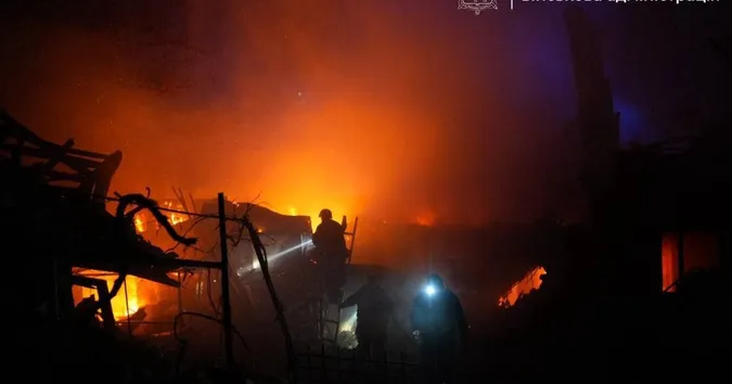 Росіяни масовано вдарили по Запорізькій області: є жертви