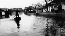 Вода сягала пʼяти метрів: як у ХХ столітті Луцьк опинився під водою (ретрофото)