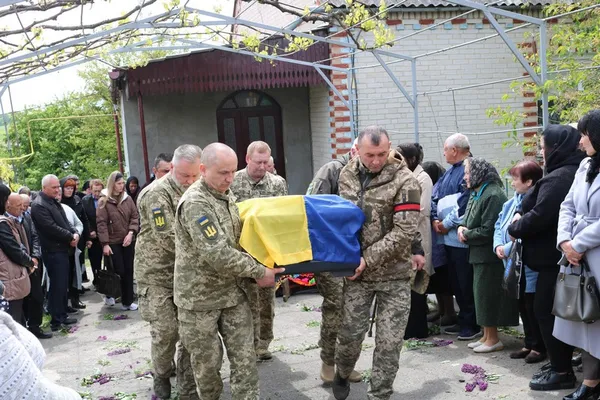 На Горохівщині попрощались з 52-річним воїном Леонідом Клехою