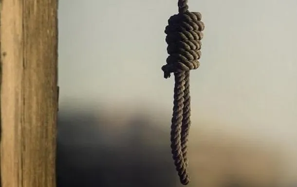 У селі під Луцьком повісився чоловік