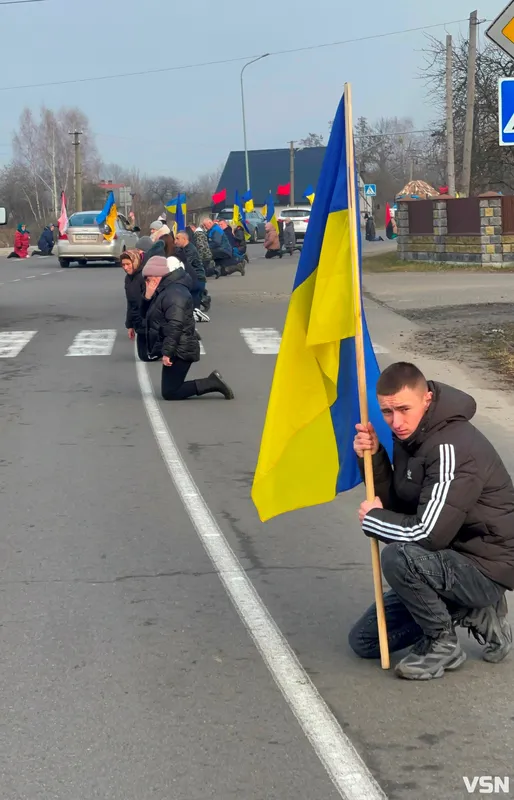 Волинь попрощалася з воїном Анатолієм Карпуком (відео, фото)