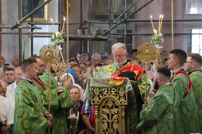 Яким було престольне свято у луцькому соборі Святої Трійці (фото)