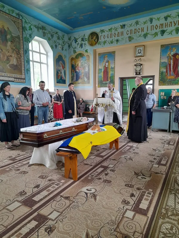 Помер у шпиталі: на Волині попрощалися з Героєм Юрієм Більшевичем (фото)
