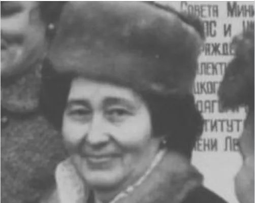 Померла колишня очільниця філологічного факультету СНУ