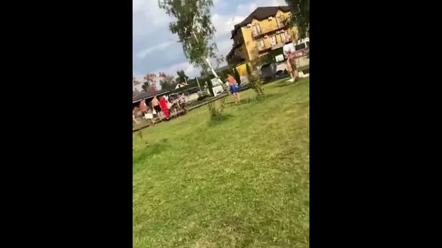 На Світязі відпочивальниці стало зле – жінку забрала швидка