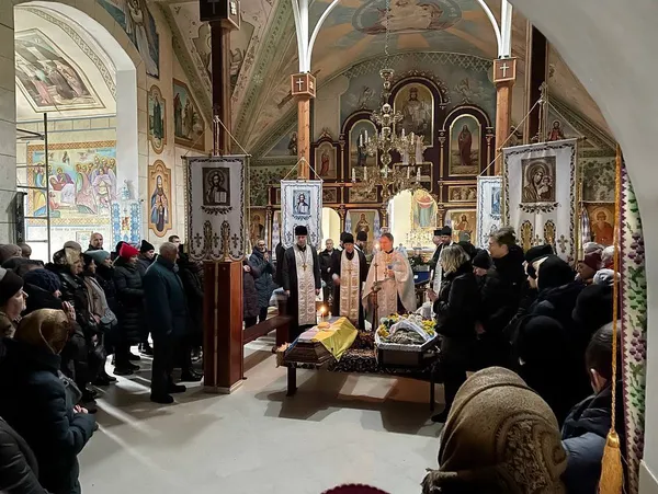 У Нововолинську провели в останню путь загиблого на війні Героя (фото)
