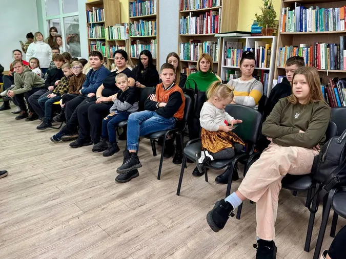 «Святий Миколай, почуй мене»: діти загиблих захисників з Волині отримали подарунки (фото)