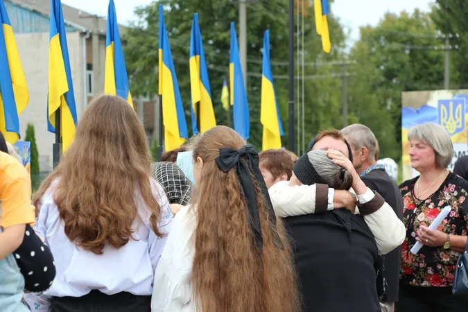 У громаді на Волині відкрили Алею Пам’яті та Слави полеглих захисників (фото)