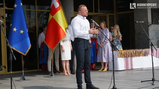 У Луцьку нагородили медалістів: як все було (дуже багато фото)