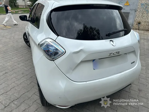 На Ковельщині авто збило 15-річну дівчину (фото)