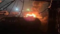 Знищено вщент: у Луцьку на автостоянці району ЛПЗ горіло авто (відео)