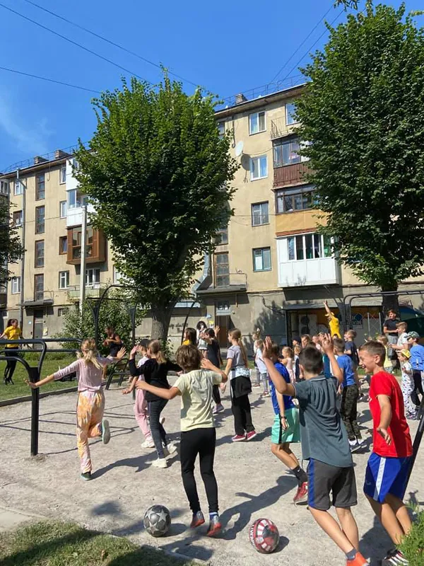 Активний Луцьк: встановлений новий спортивний майданчик (фото)