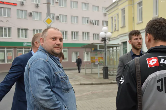 Луцькі активісти «лежали» під адмінсудом проти поновлення «ментів» (оновлено)