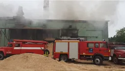 У Луцькому районі спалахнула пожежа на виробництві (фото)