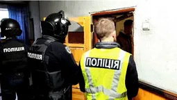 Ув'язнений житель Волині та лучанин «з волі» постачали наркотики в колонію на Рівненщині (фото)