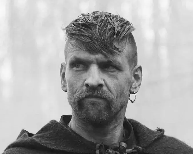 Від поранень помер актор Василь Кухарський