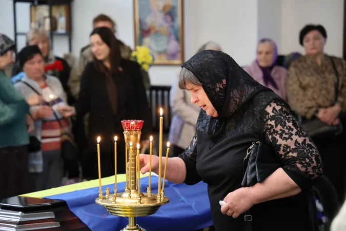 Загинув на Великдень: у Луцьку попрощались з Героєм Олександром Кущем
