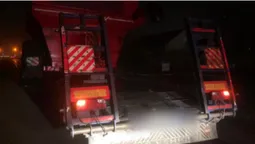 Без дозволу і техконтролю: у Луцьку зловили водія з великогабаритним вантажем (фото)