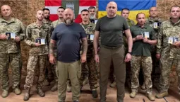 Бійців волинської «Сталевої Сотки» нагородили відзнаками «Захиснику Луганщини» (фото)