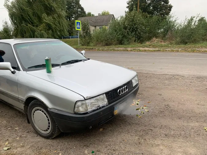У Луцькому районі п'яний водій підкинув гроші в поліцейське авто (фото)