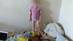 У Луцьку хлопчик гукав з вікна про допомогу: дорослі залишили дитину саму (фото, відео)