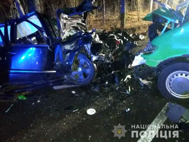 На Рівненщині – смертельна ДТП за участю легковика та мікроавтобуса (фото)